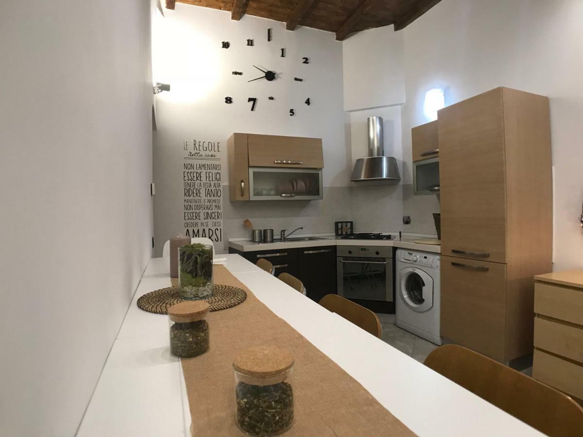 La Quiete In Centro Storico Apartment Genoa Luaran gambar