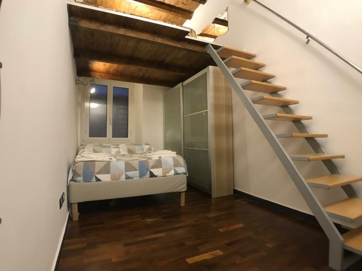 La Quiete In Centro Storico Apartment Genoa Luaran gambar